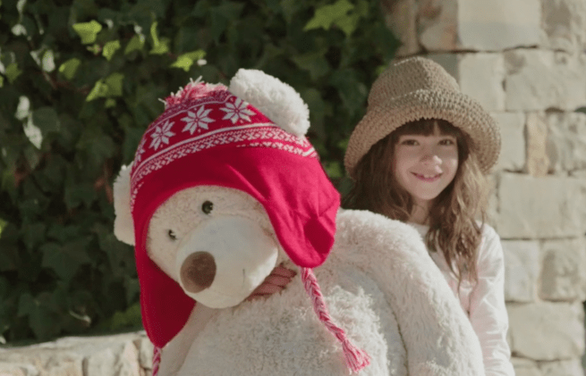 VW Volkswagen Caddy Maxi CGI Teddy girl